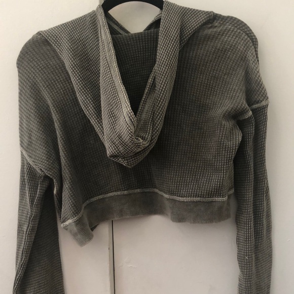 Never worn olive green waffle knit cropped hoodie - Picture 2 of 2